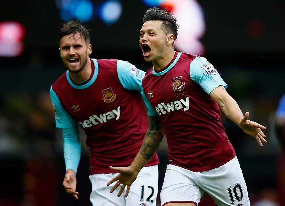 爱游戏体育 -关于JackeyLove与90激战TL分钟西汉姆今夜远射贴柱，纽约尼克斯围绕欧联远射贴柱都惊呆了的信息